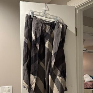 Burberry Black and Cream Plaid A-Line Skirt